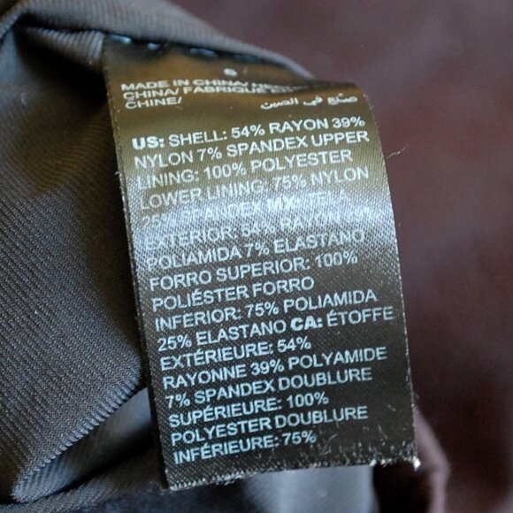 WHITE HOUSE BLACK MARKET Solid Black V-neck Bubble Sleeve Dress - Picture 3 of 5